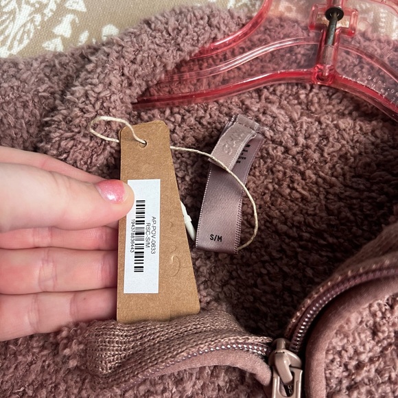 NWT SKIMS Cozy Knit Pullover Sweatshirt Jacket Size S/M Rose Clay Sherpa Fleece - Picture 3 of 4